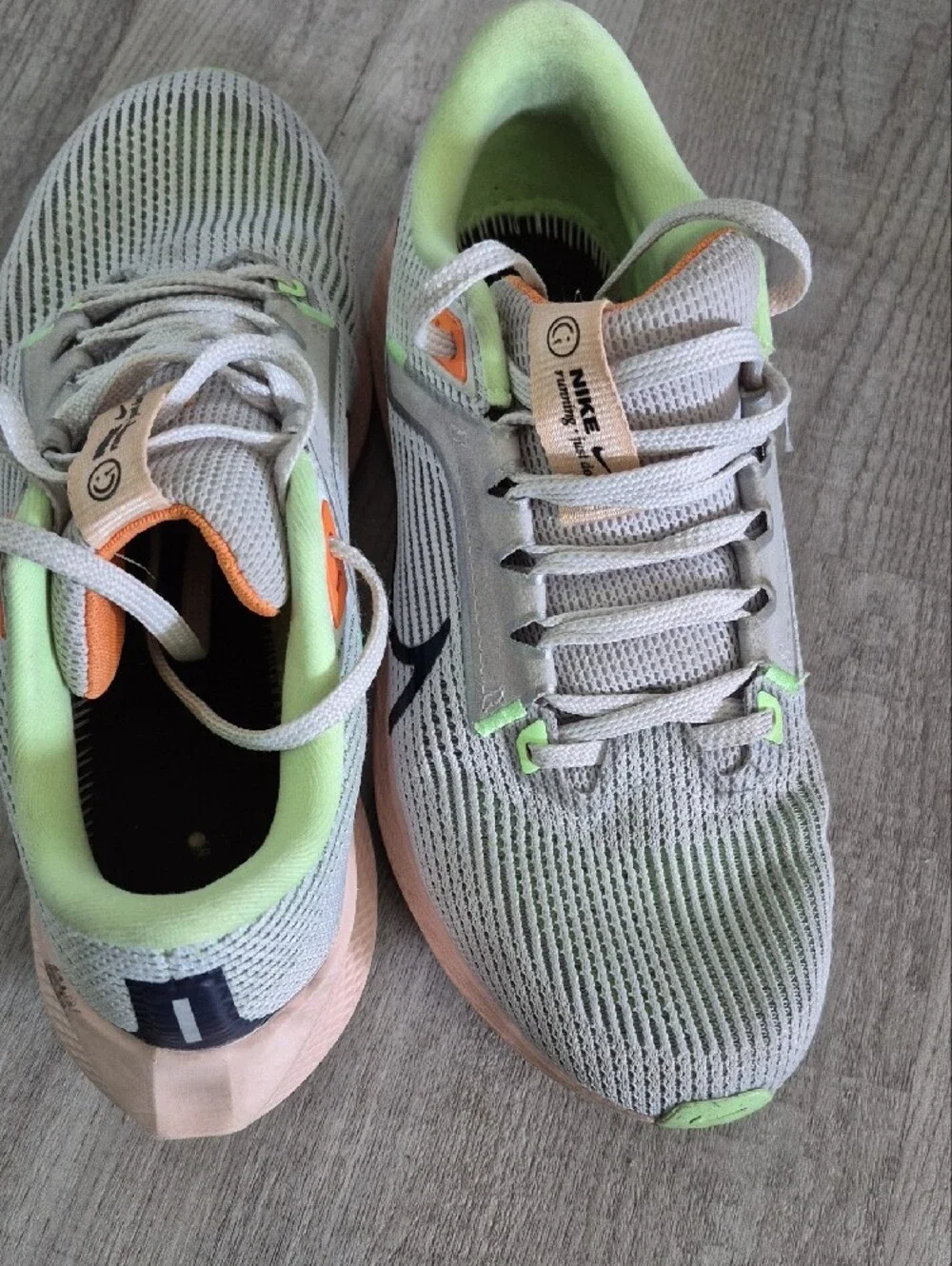 Nike Men’s Air ZOOM Running Sneakers in Light Gray, Lime and Orange